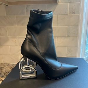 Dolce and Gabbana black heels